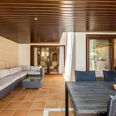 Frontline Luxe Apt In Bahia De La Plata Rdr214 Apartment Estepona
