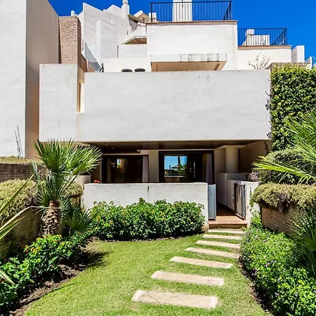 Frontline Luxe Apt In Bahia De La Plata Rdr214 Apartman Estepona